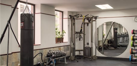 Fitness facility. Fitzpatrick Grand Central