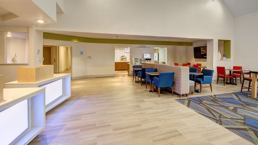 Holiday Inn Express Columbus South - Obetz by IHG