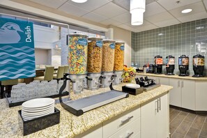 Tägliches inbegriffenes Frühstück zur Selbstbedienung