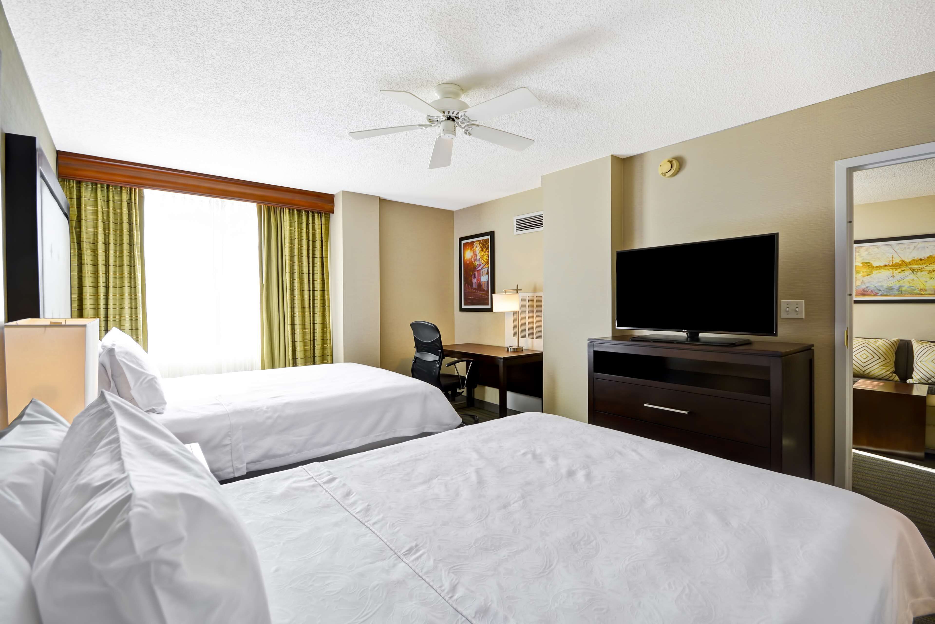 1 bedroom, in-room safe, desk, laptop workspace