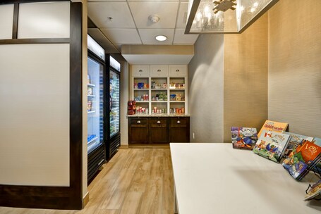 Snack bar