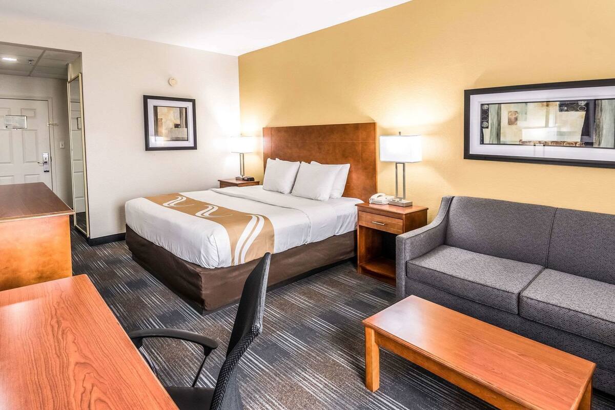 Desk, iron/ironing board, cots/infant beds, rollaway beds