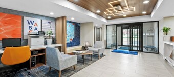 Holiday Inn Express Hotel & Suites Wabash by IHG