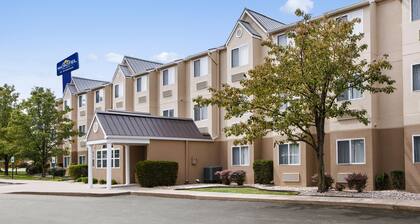 Microtel Inn by Wyndham Louisville East
