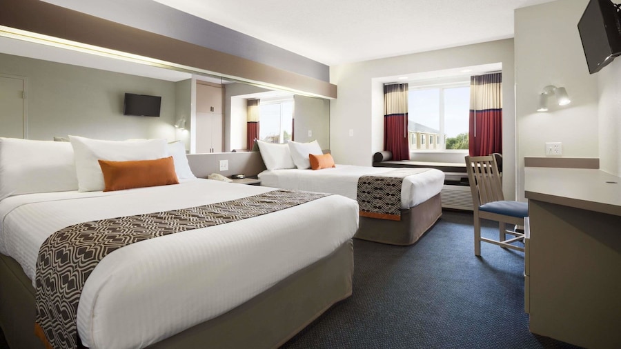 Microtel Inn by Wyndham Louisville East