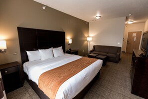 Escrivaninha, ferros/tábuas de passar roupa, berços grátis