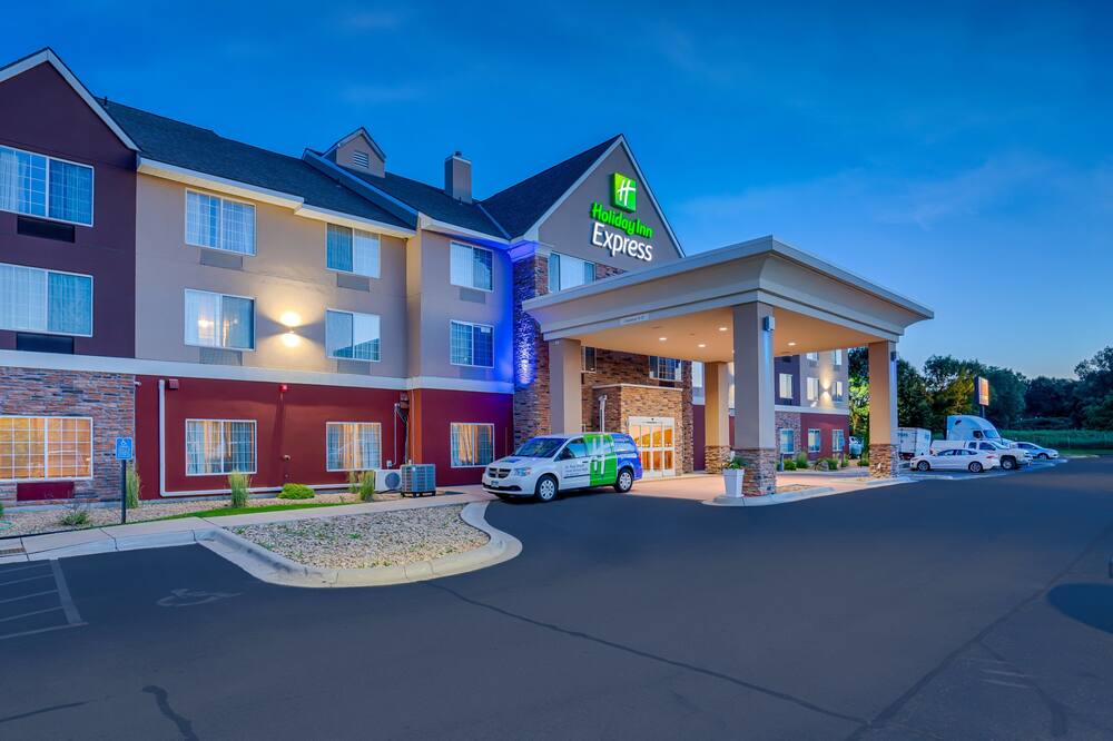 luxury hotels in Saint Paul