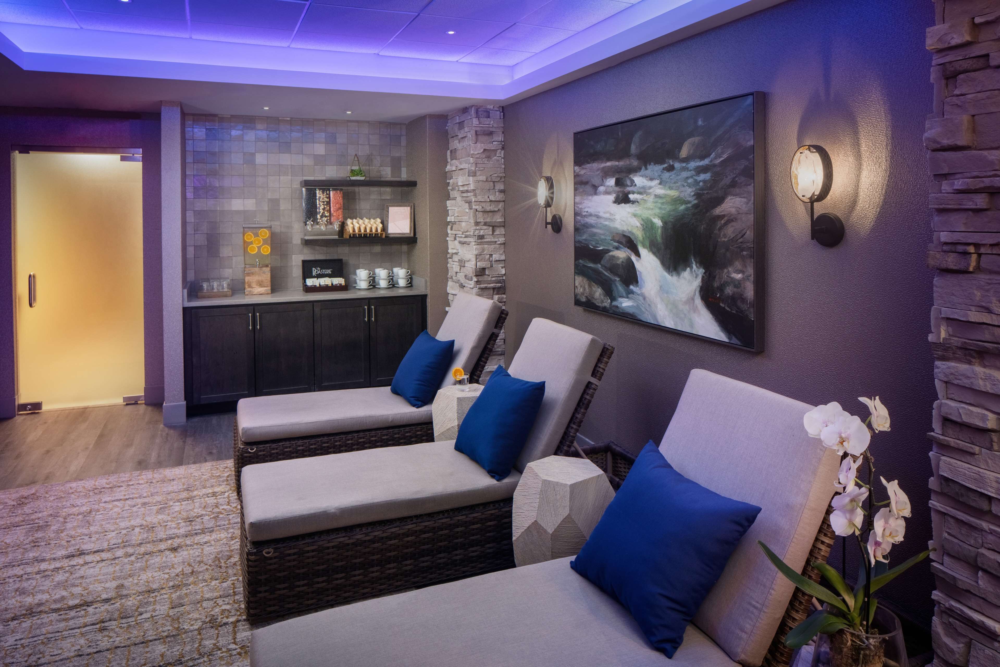 couples treatment room(s), hot tub, body treatments, hydrotherapy