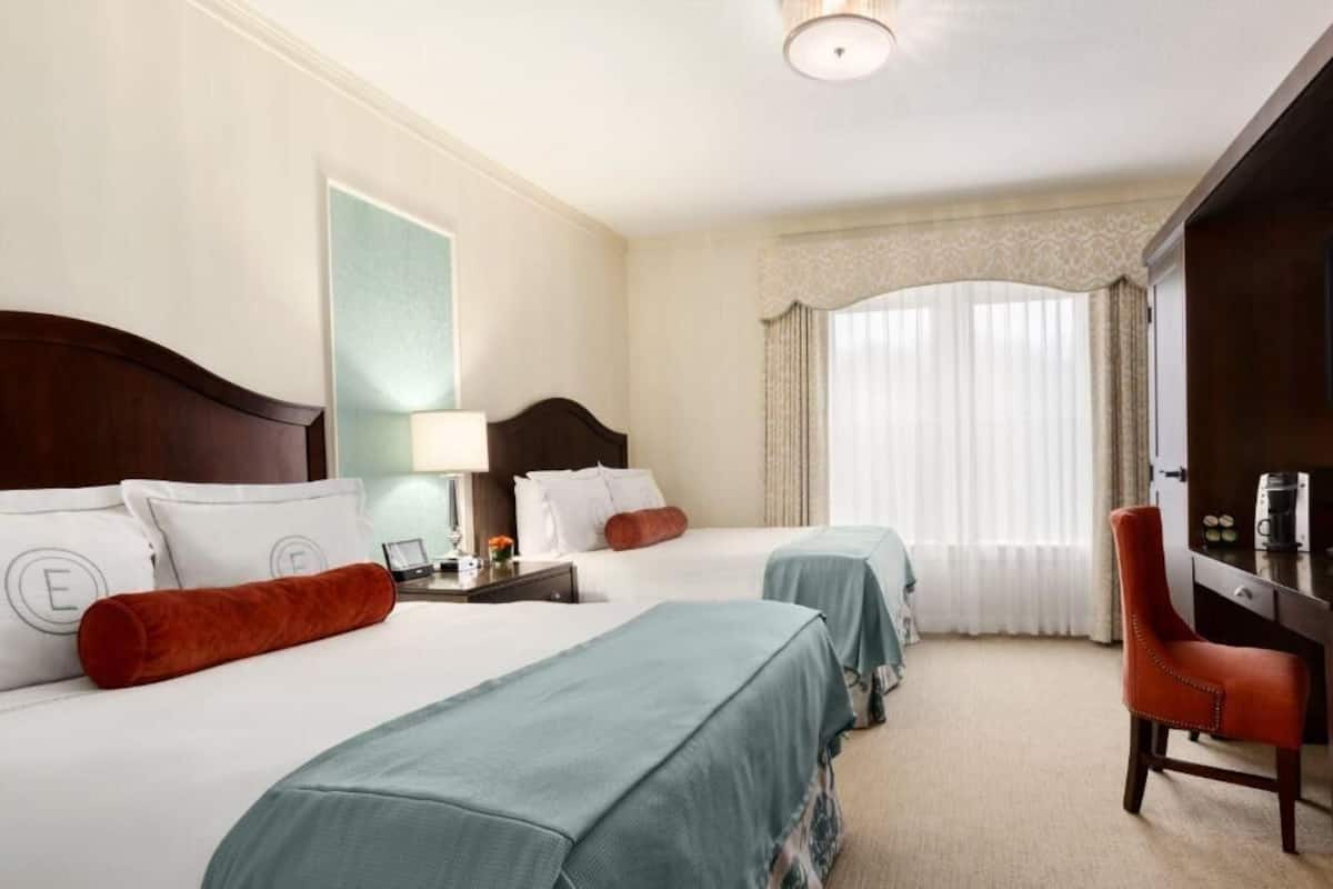 Literie hypoallergénique, couette en duvet, coffre-fort, bureau