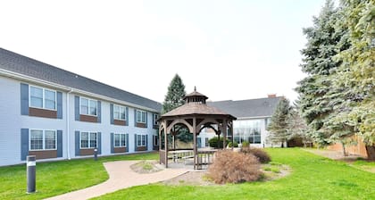Country Inn & Suites by Radisson, Mount Morris, NY