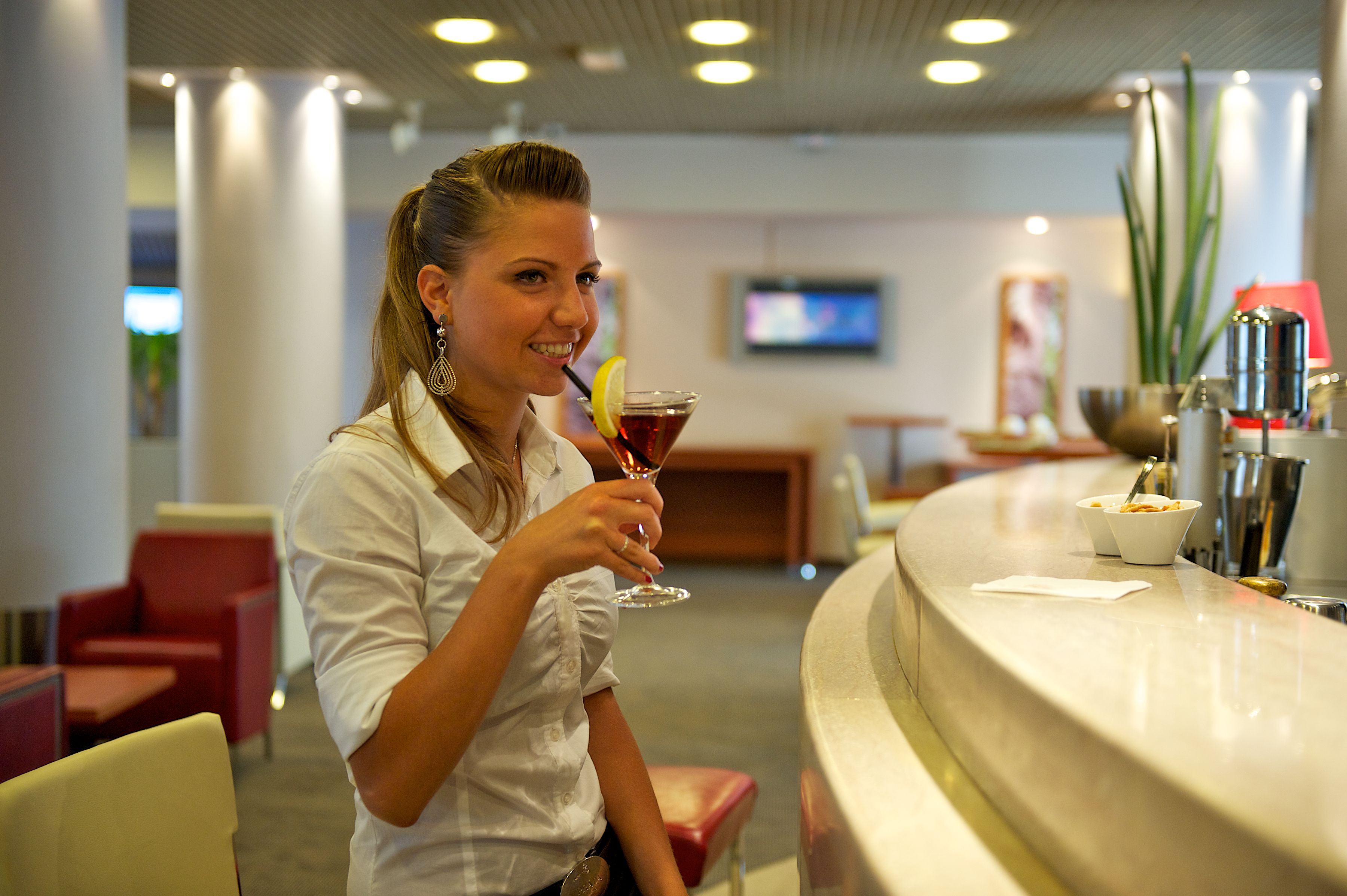 Bar lounge