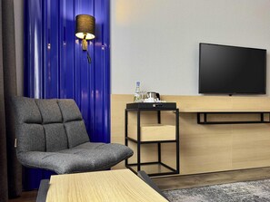 Family Suite, 2 Double Beds | Hypo-allergenic bedding, blackout drapes, soundproofing - ibis Styles Berlin Treptow (Berlin)