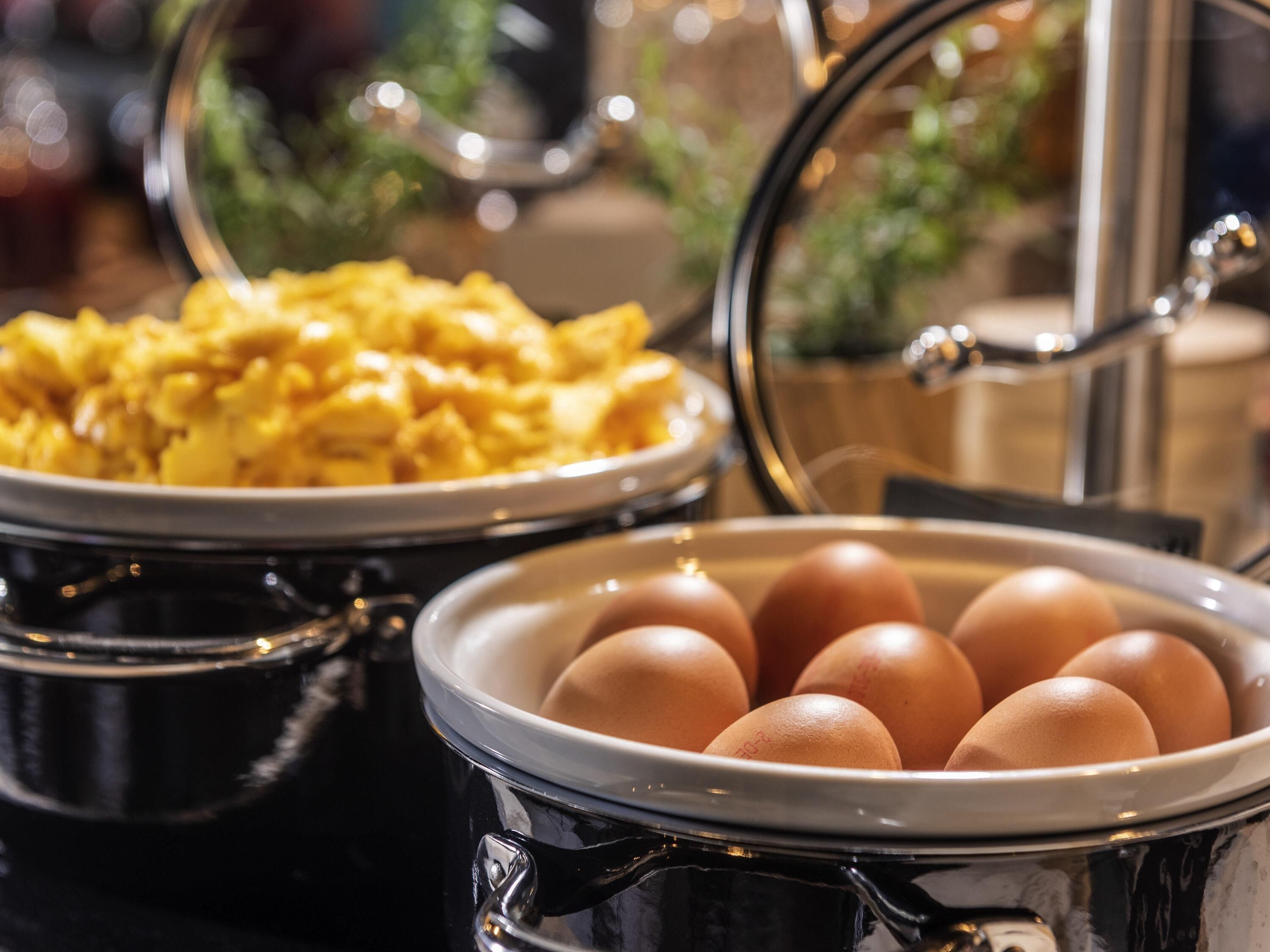 daily buffet breakfast (eur 15 per person)