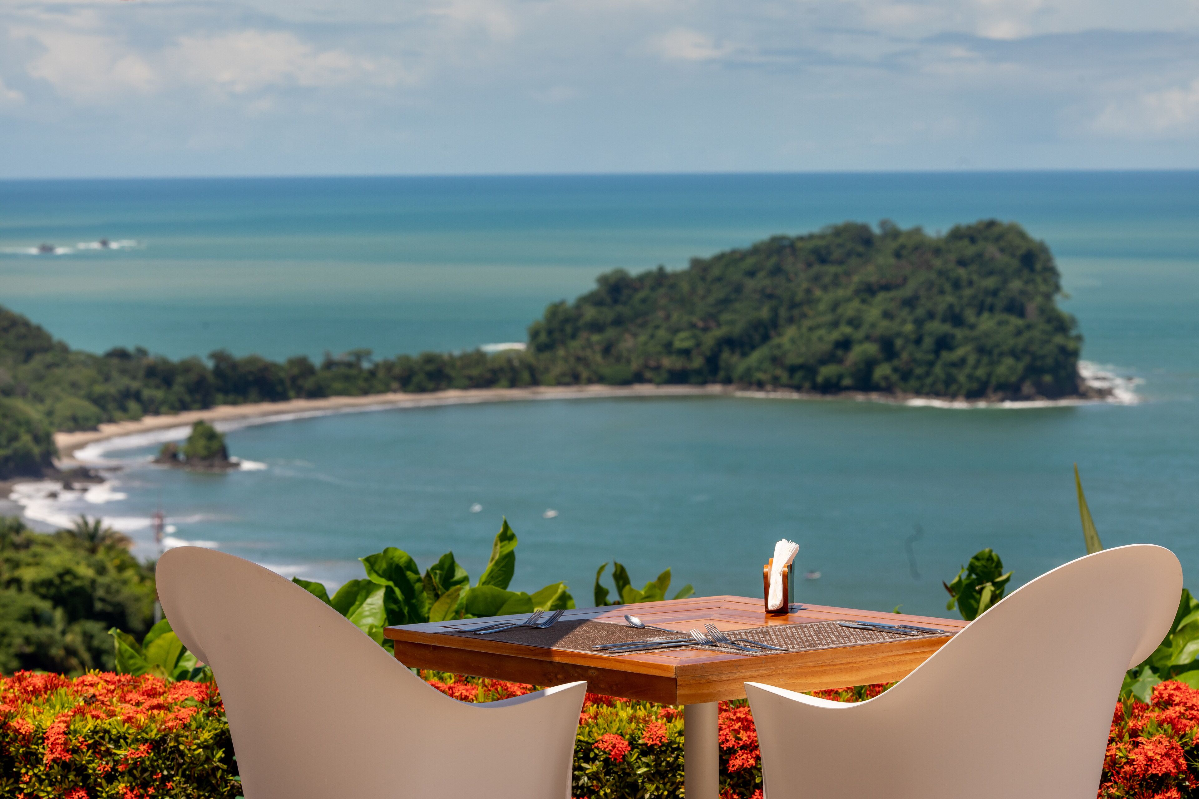 Breakfast, lunch, dinner served; international cuisine, pool views 