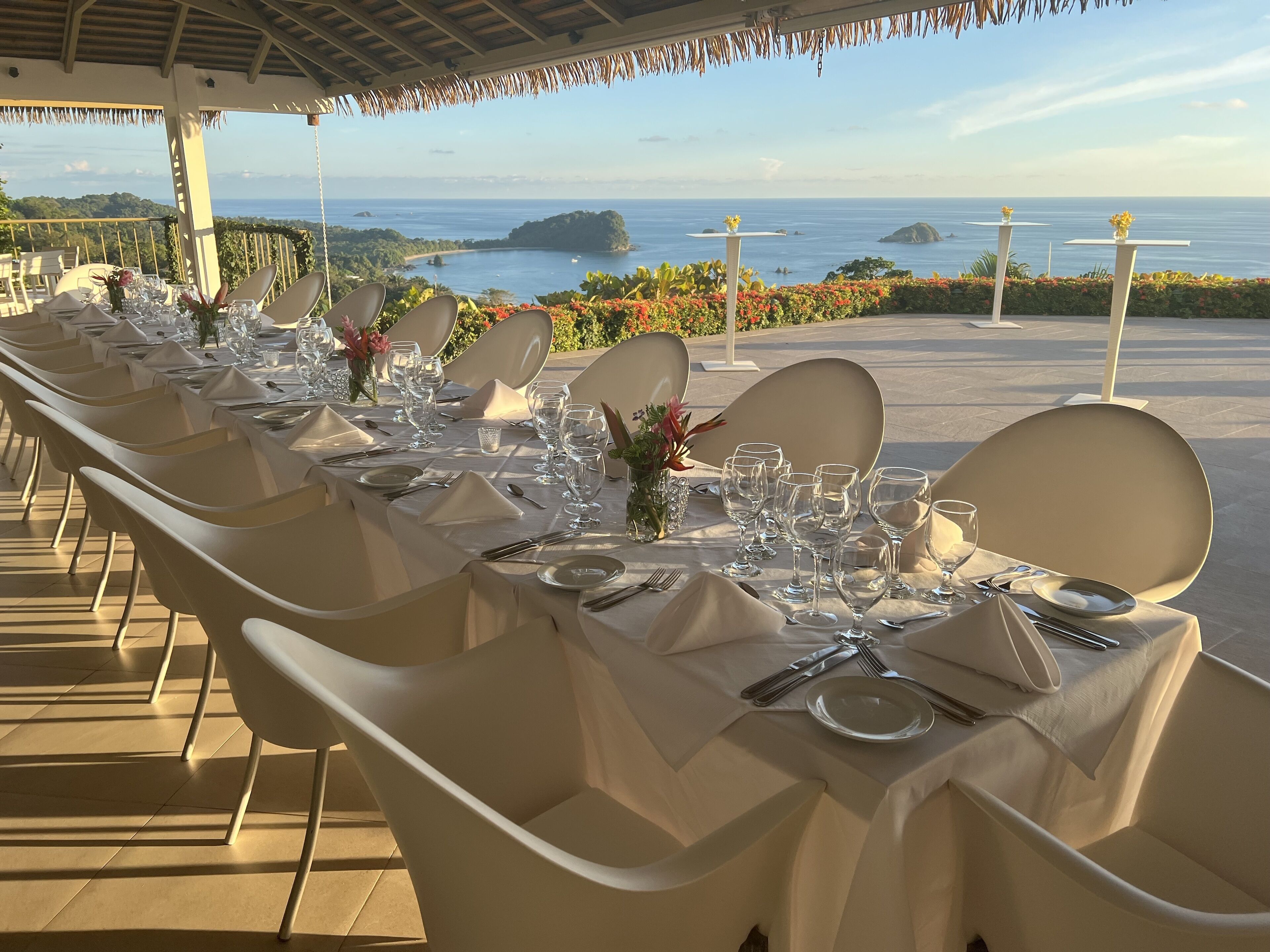 breakfast, lunch, dinner served; international cuisine, pool views