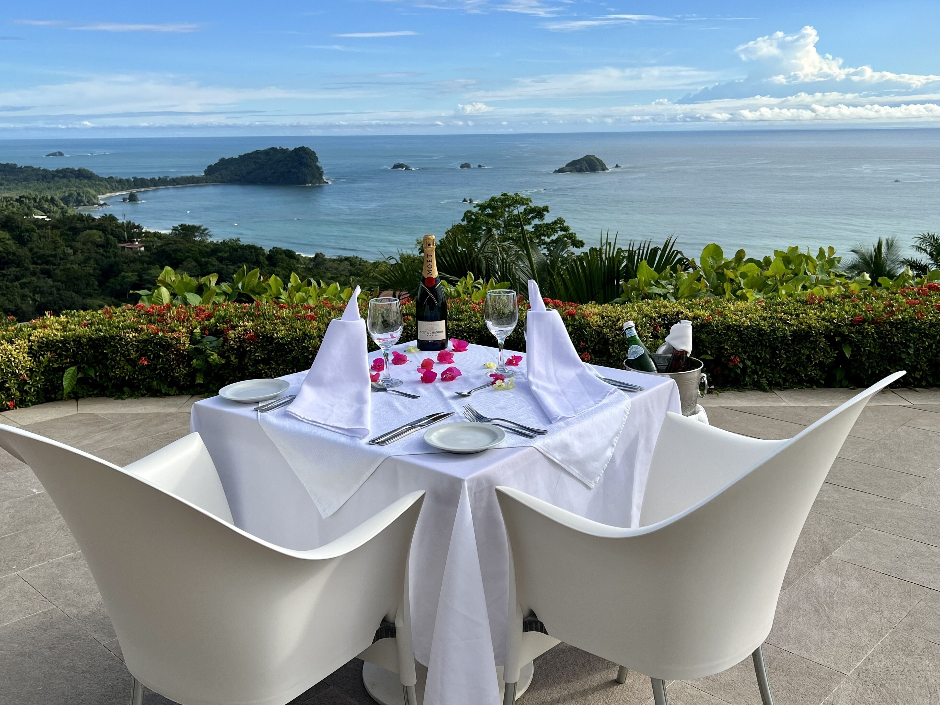 La Mariposa Hotel - Reviews, Deals & Photos 2026 - Expedia.com