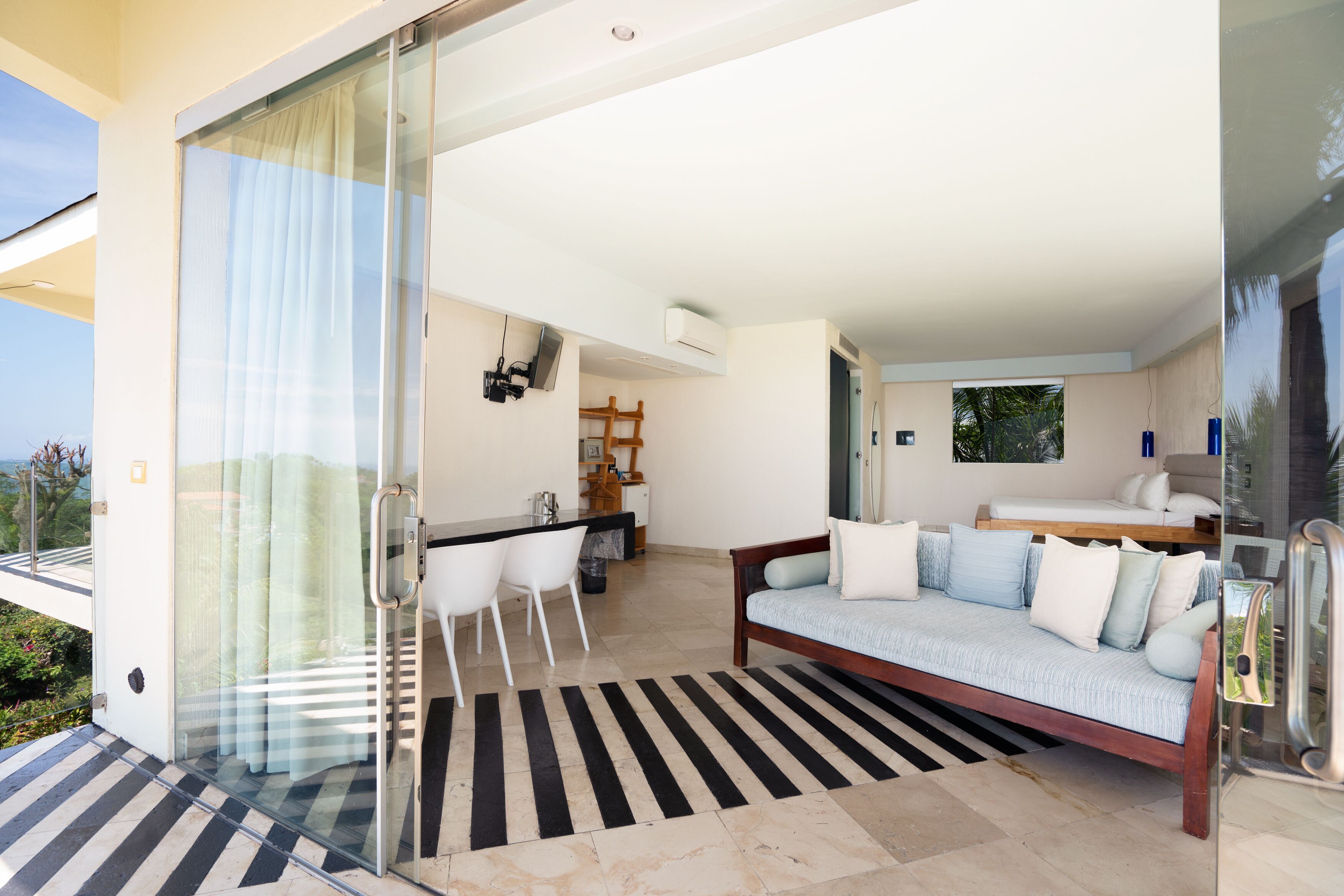 premier ocean garden view | 1 bedroom, egyptian cotton sheets, premium bedding, in-room safe