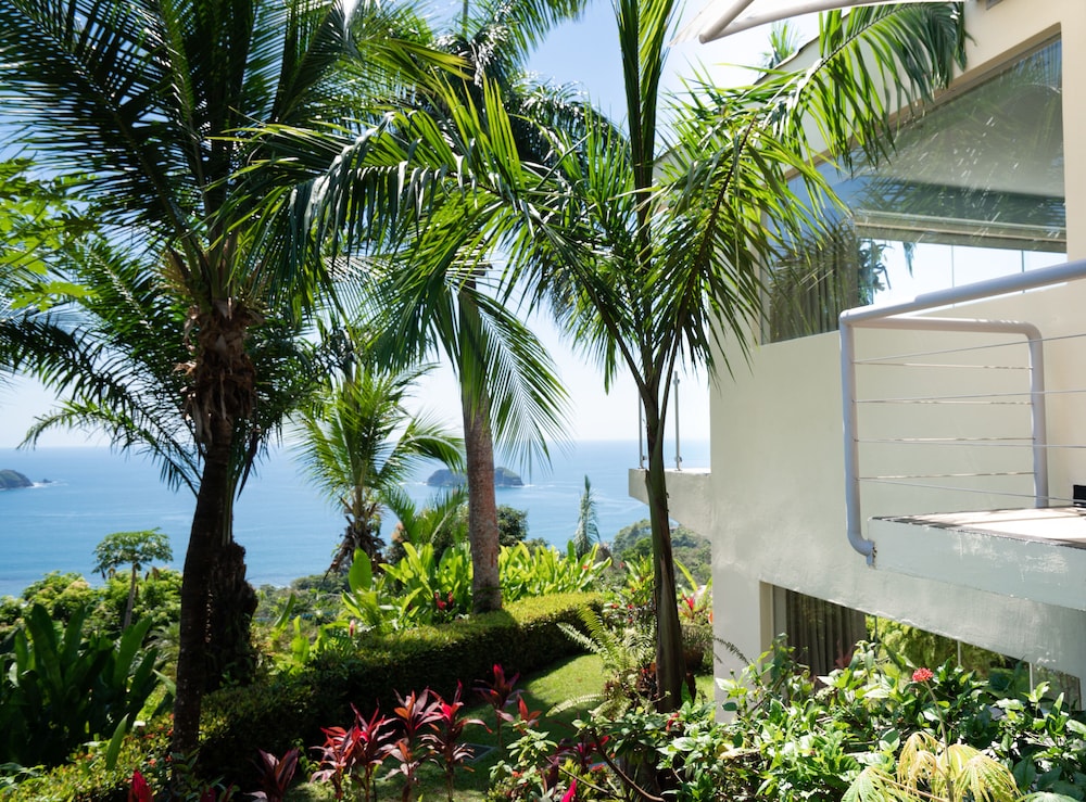 La Mariposa Hotel by null