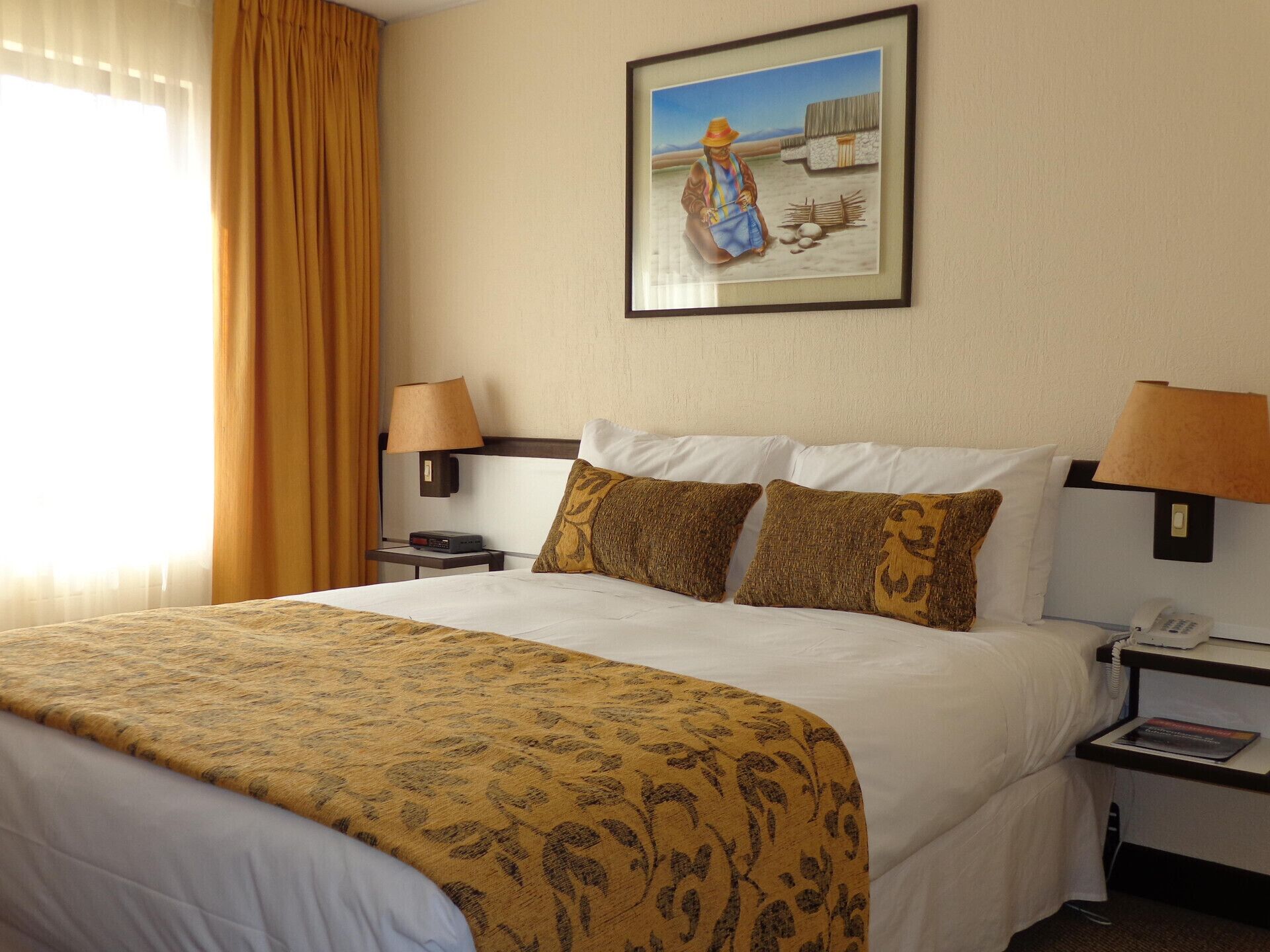 In-room safe, desk, soundproofing, free WiFi