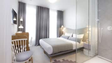 Connecting room - Club Family room | Literie de qualité supérieure, surmatelas, minibar