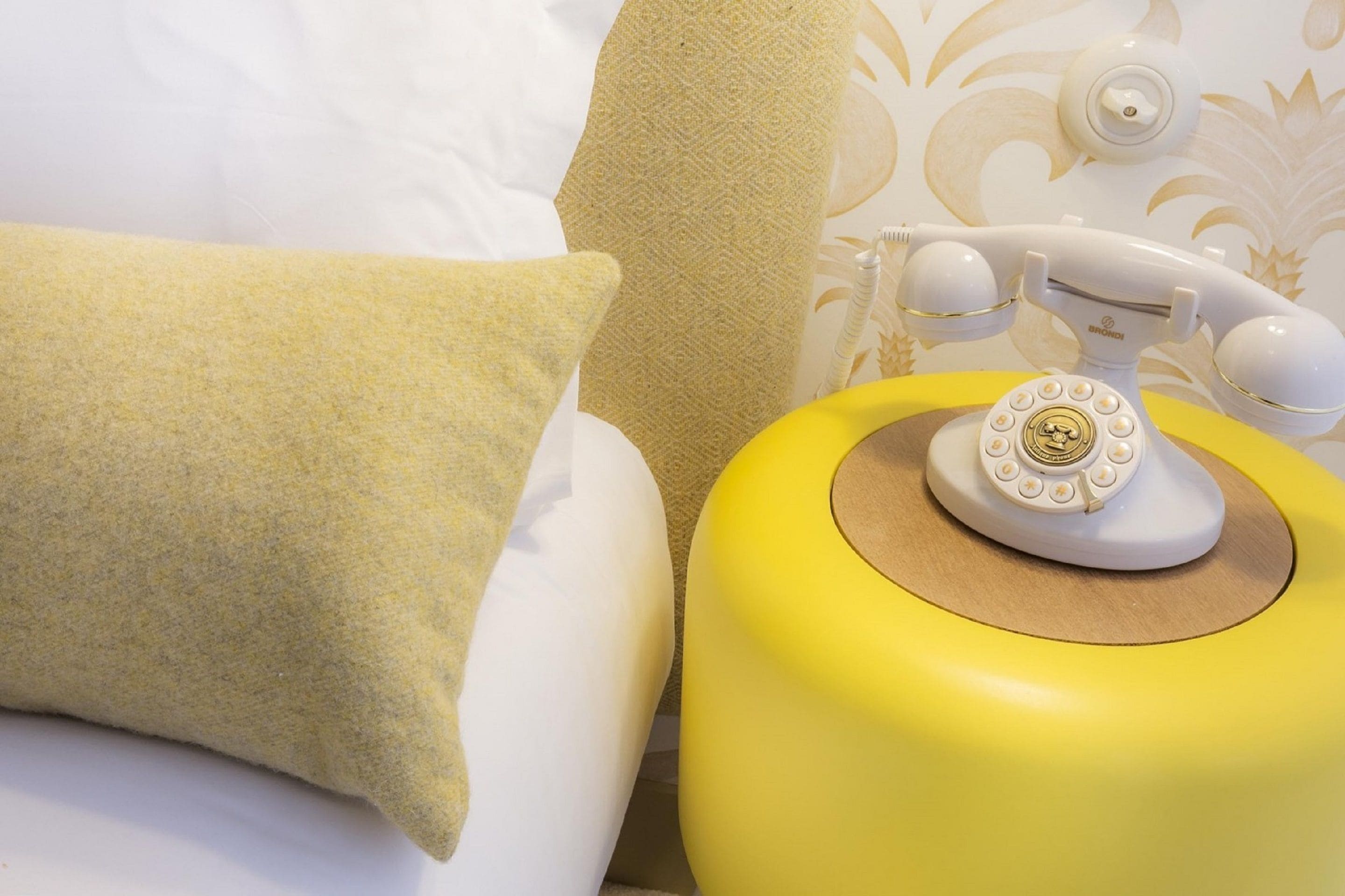 connecting room - club family room  | premium bedding, pillow-top beds, minibar, in-room safe