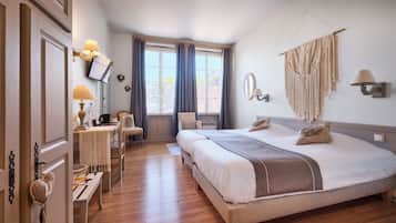 Superior Double or Twin Room | Premium bedding, desk, blackout drapes, soundproofing