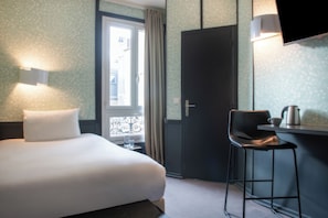 Business-Zimmer | Hochwertige Bettwaren, Zimmersafe, individuell dekoriert