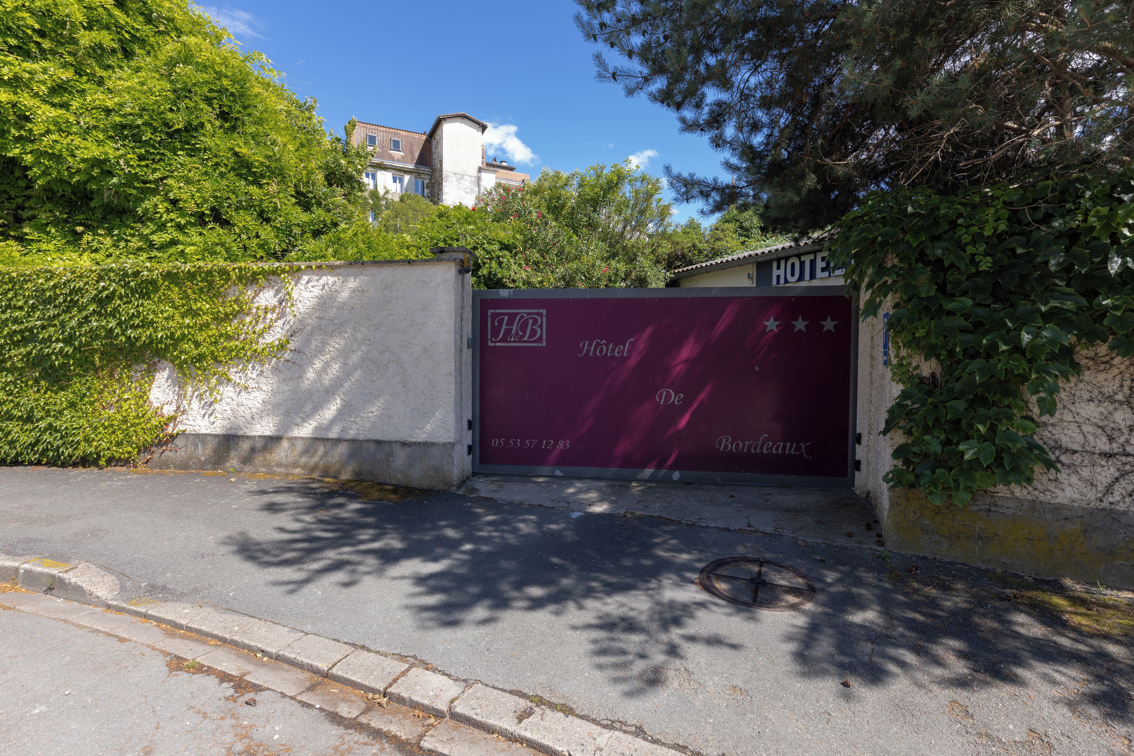 self-parking (surcharge) 12 per night