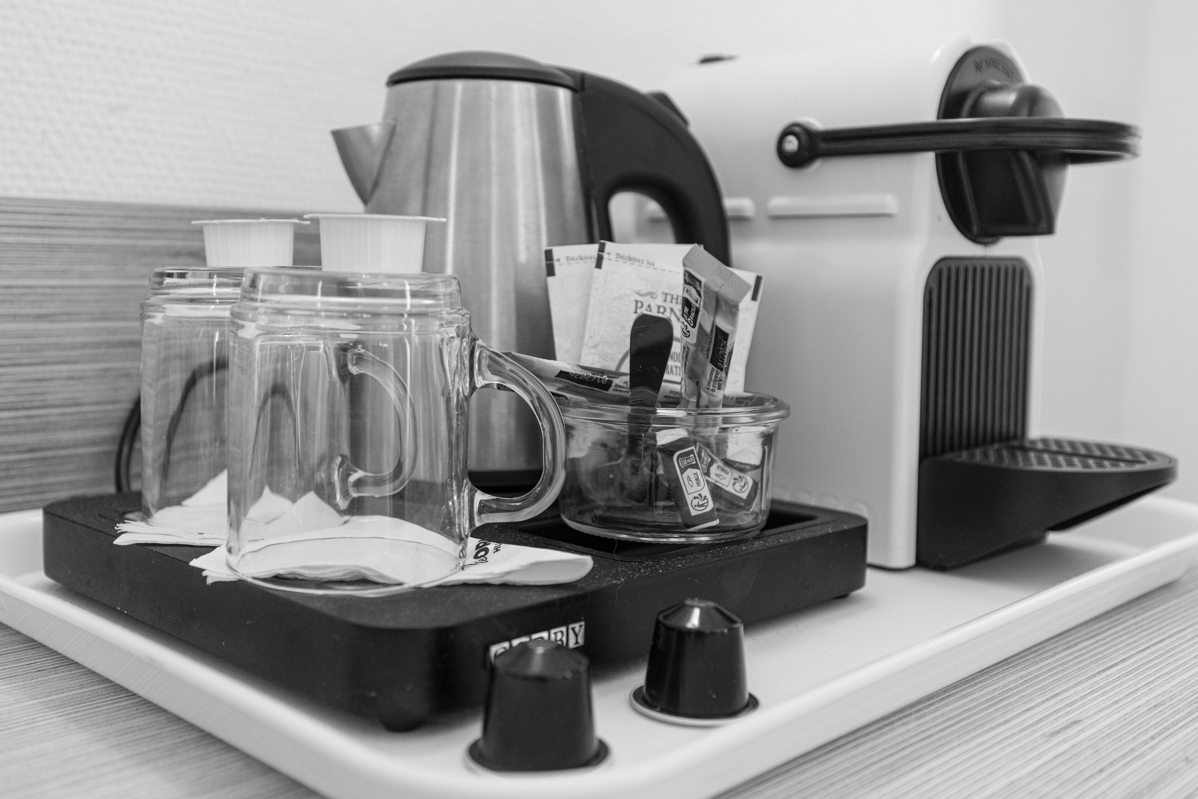 comfort double room, air conditioning | 1 bedroom, individually decorated, individually furnished, desk