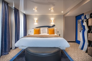 Chambre Junior | Literie de qualité, minibar, coffre-fort, bureau