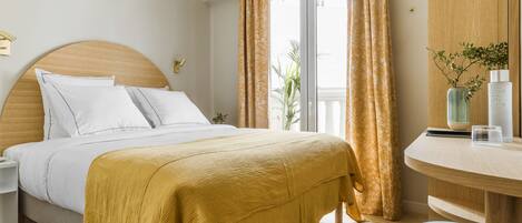 Surmatelas, bureau, espace de travail pour ordinateur portable