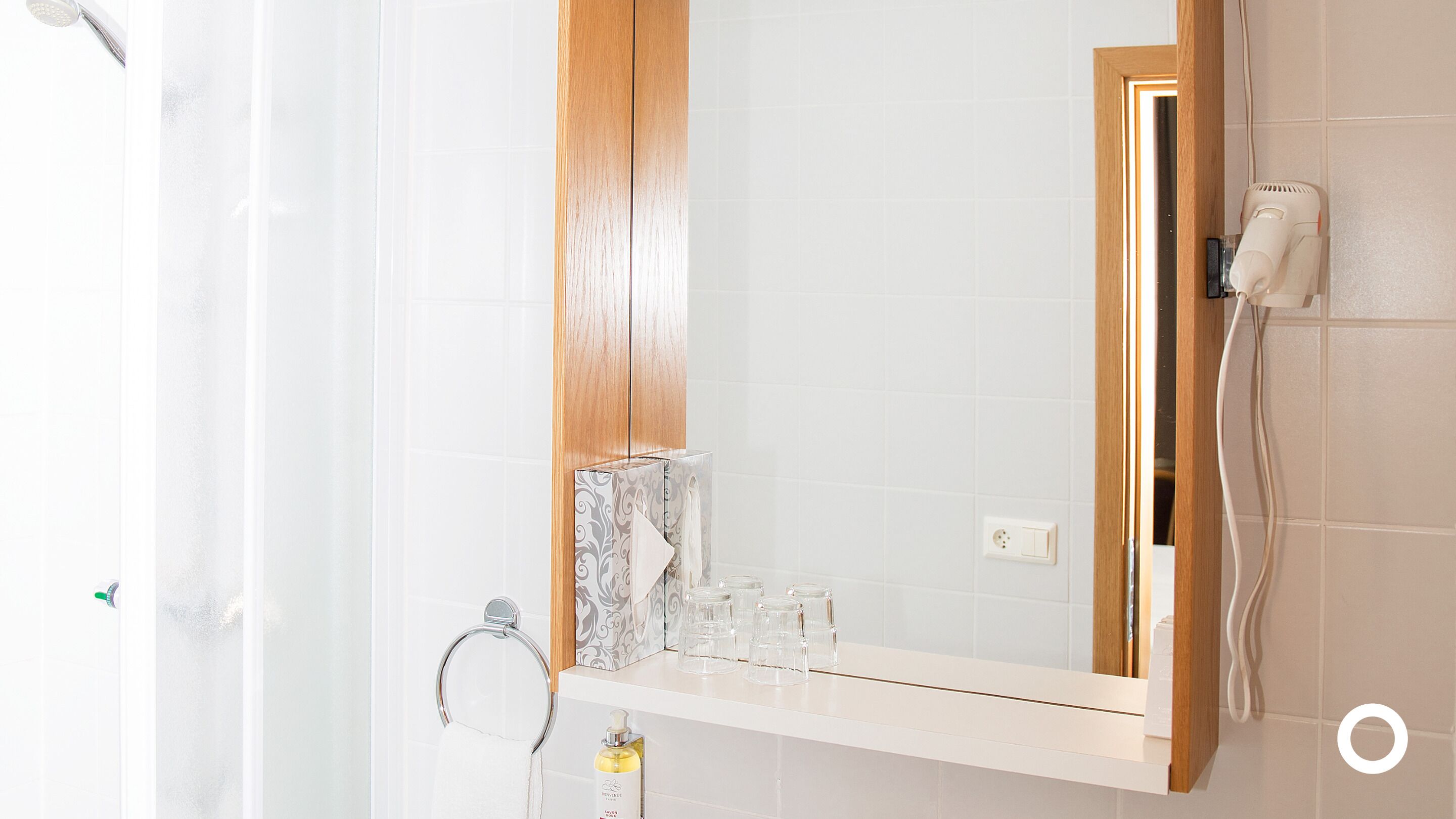 eco-friendly toiletries, hair dryer, towels