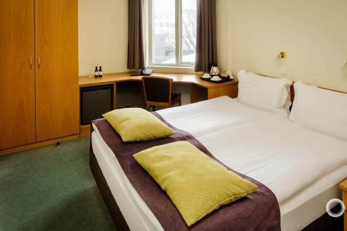 Minibar, Schreibtisch, laptopgeeigneter Arbeitsplatz