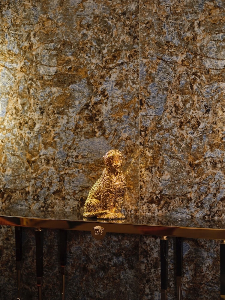 Hotel Keflavik by null