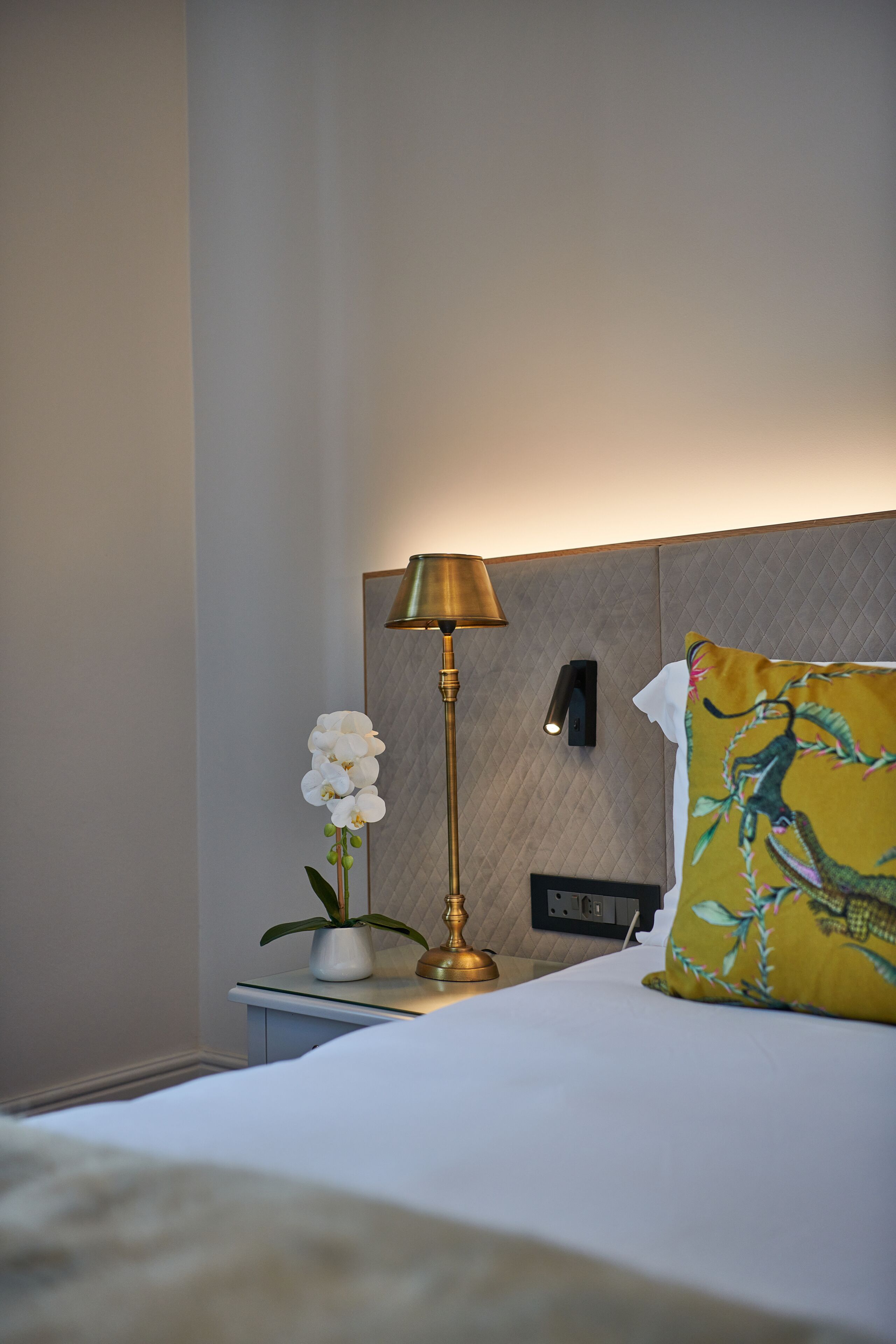 Suite | Ropa de cama hipoalergénica y minibar 