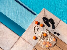 Outdoor pool, sun loungers