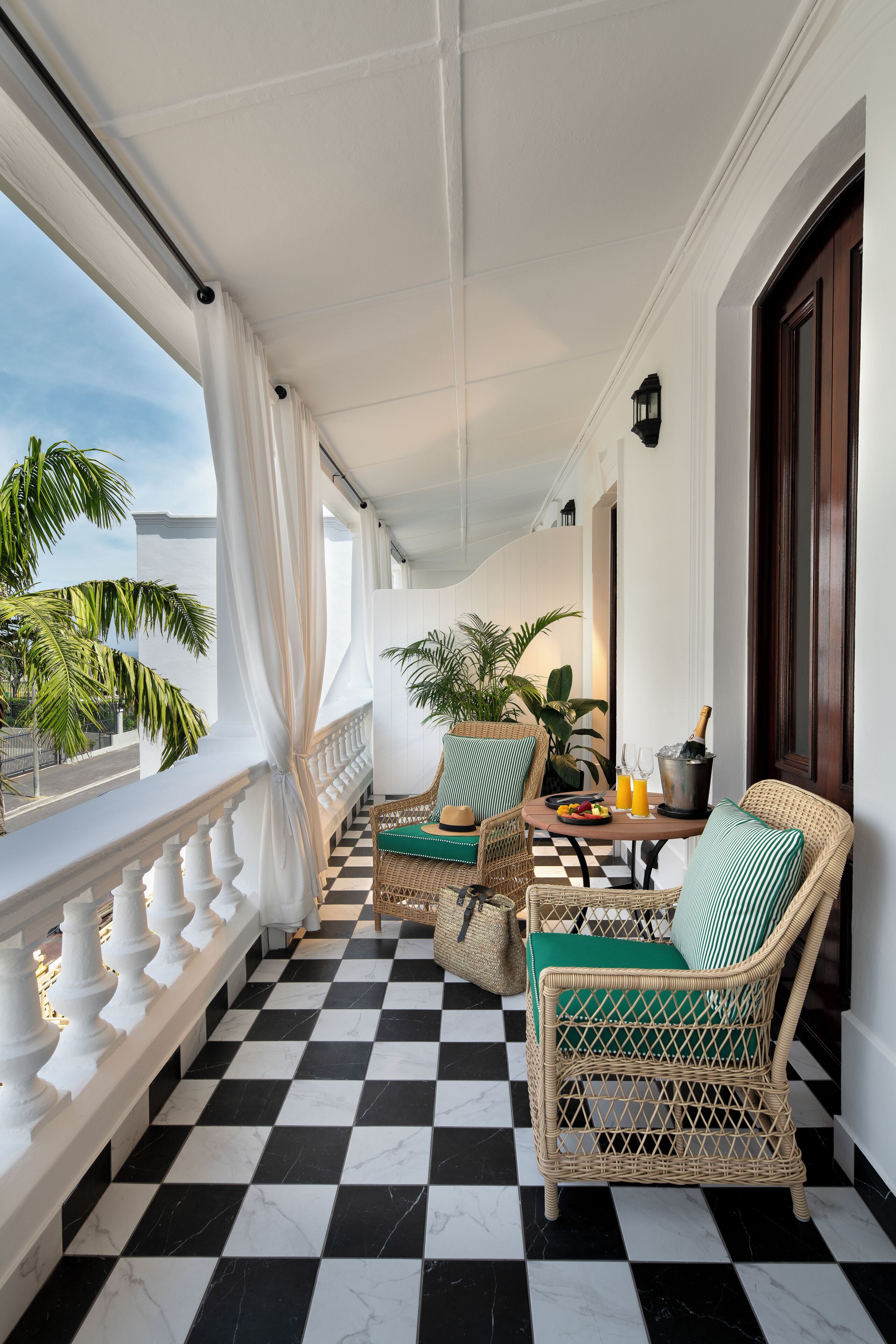 Luxury Balcony Suite | Parveke