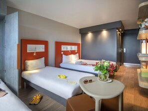 Family Room, Multiple Beds | Desk, blackout curtains, soundproofing, free WiFi