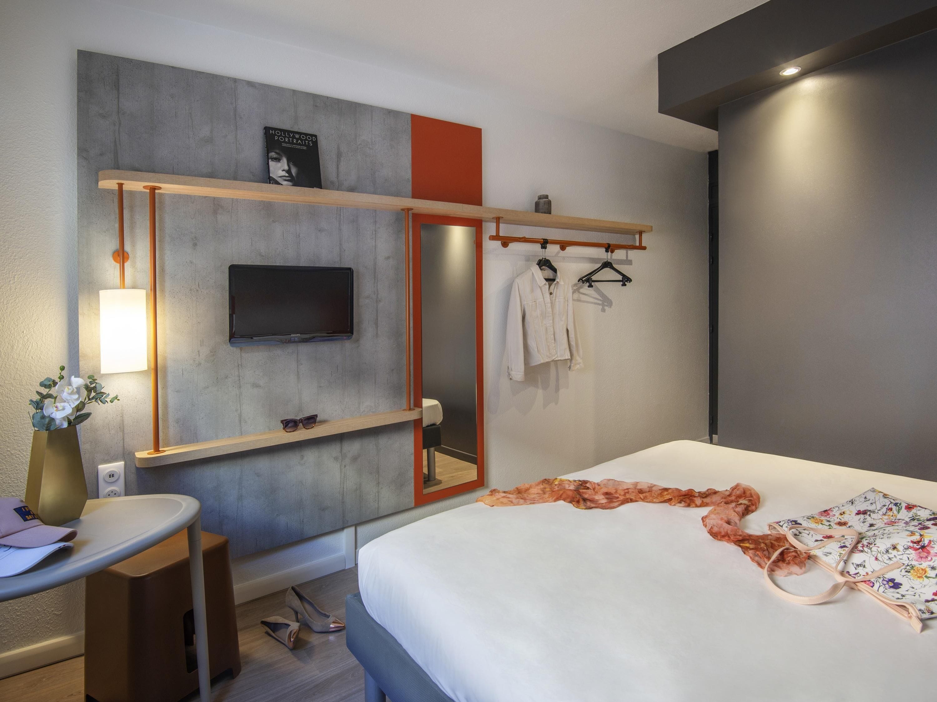 Double Room, 1 Double Bed | Desk, blackout curtains, soundproofing, free WiFi