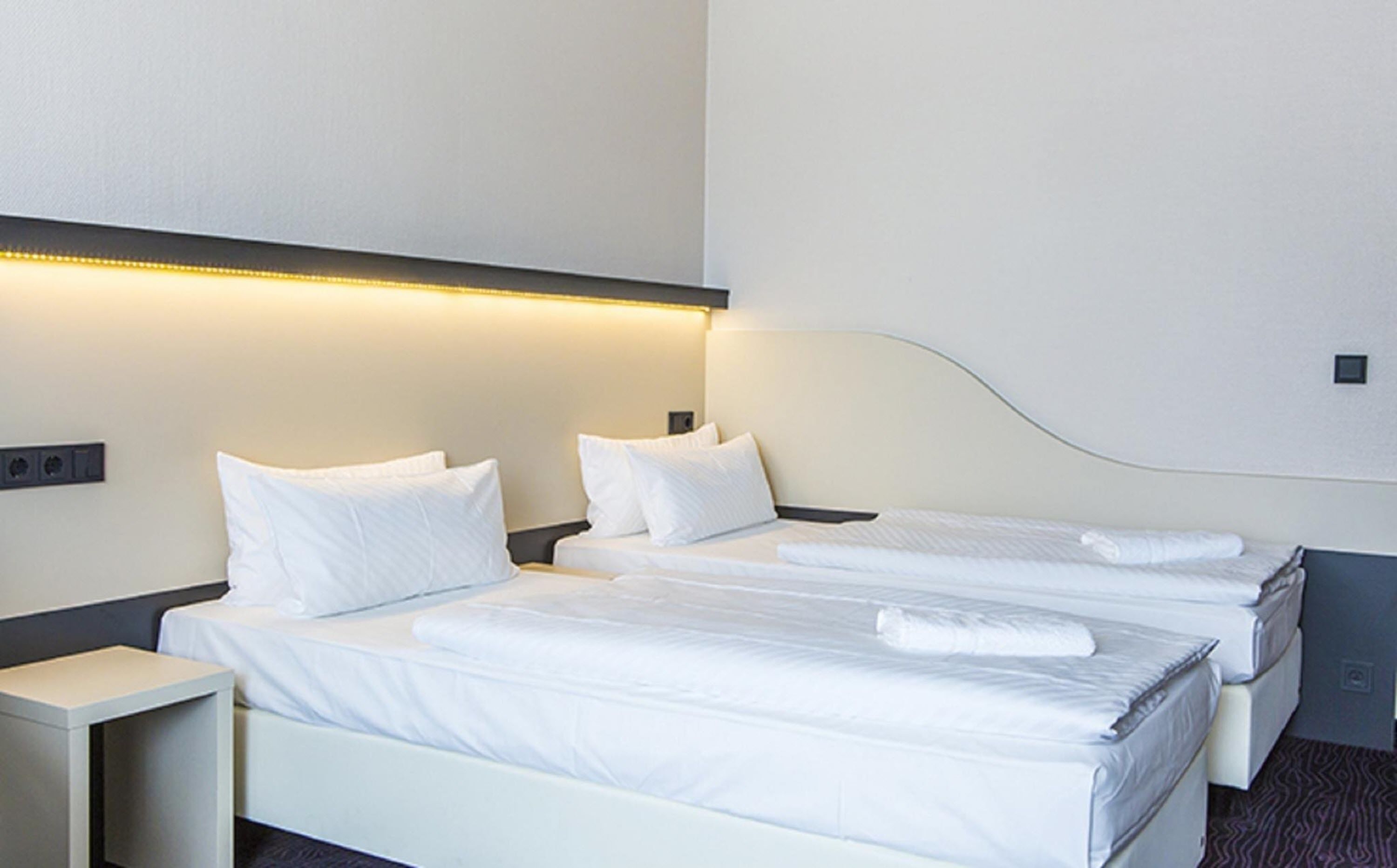 hypo-allergenic bedding, in-room safe, desk, iron/ironing board