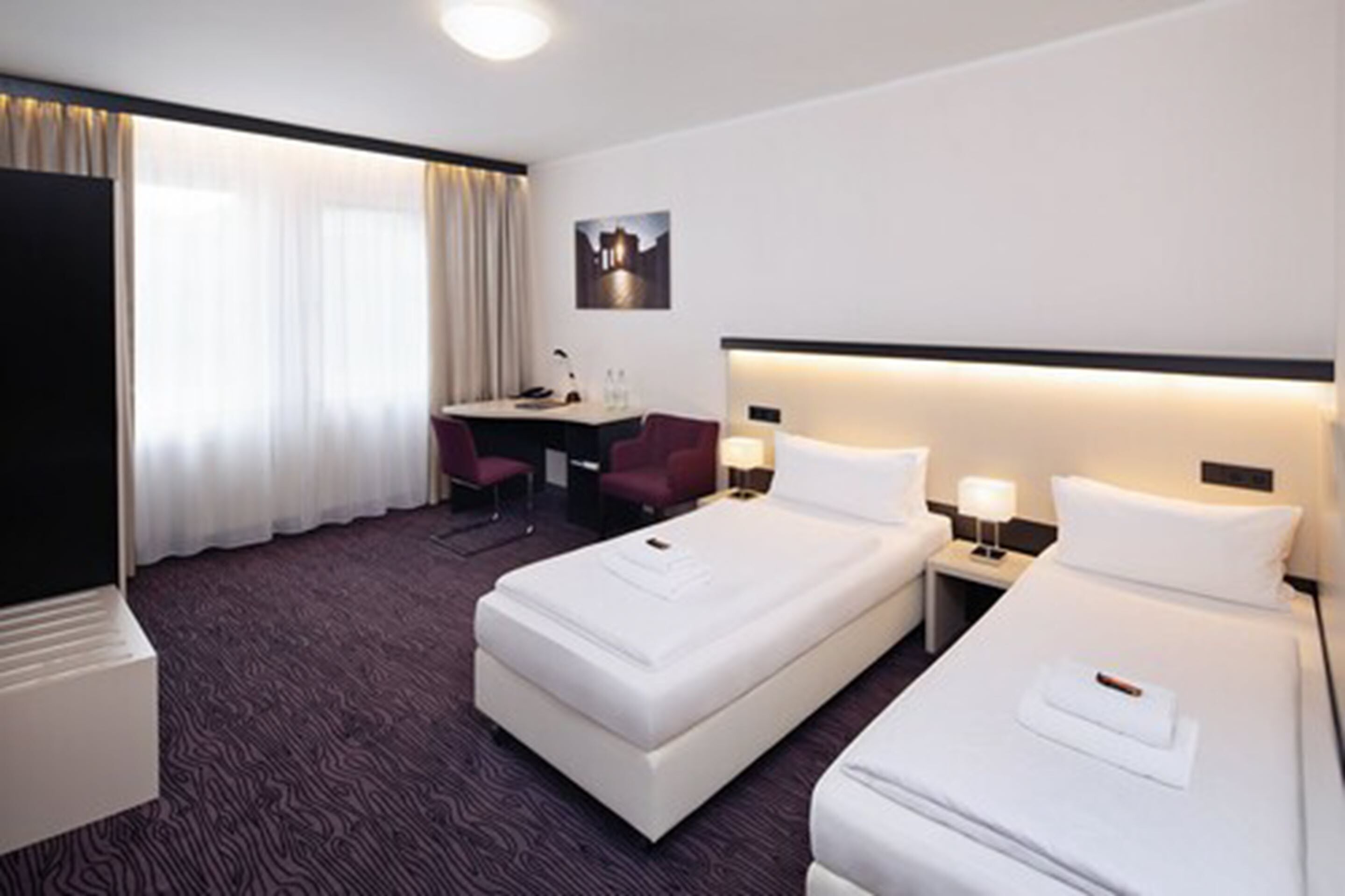 comfort double room | hypo-allergenic bedding, in-room safe, desk, iron/ironing board