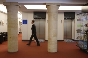 Lobby - Dietrich-Bonhoeffer-Hotel (Berlin)