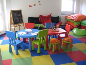 Children’s play area – indoor - Dietrich-Bonhoeffer-Hotel (Berlin)