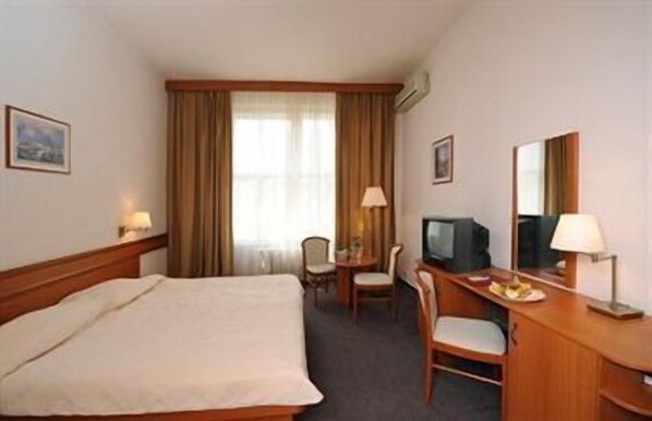 Minibar - Hunguest Hotel Platanus (Budapest)