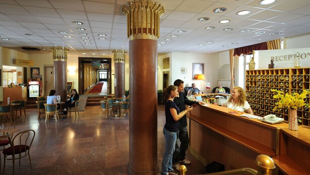Lobby - Hunguest Hotel Platanus (Budapest)