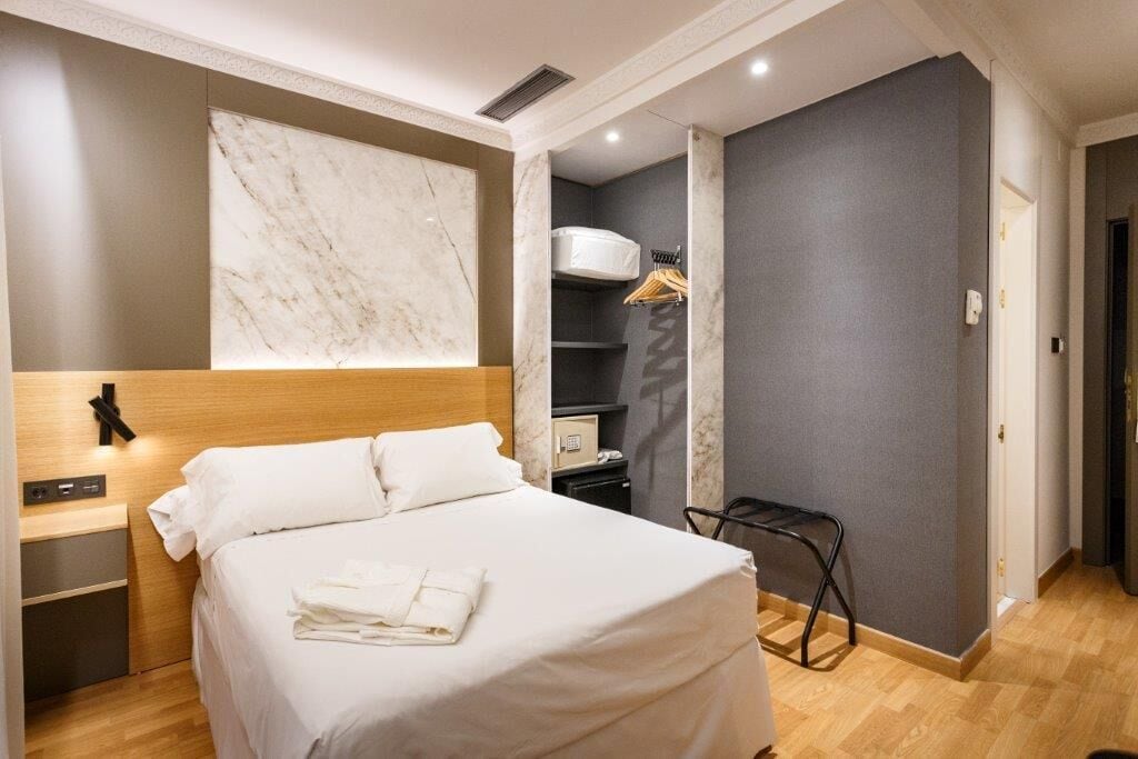 Memory foam beds, minibar, in-room safe, desk