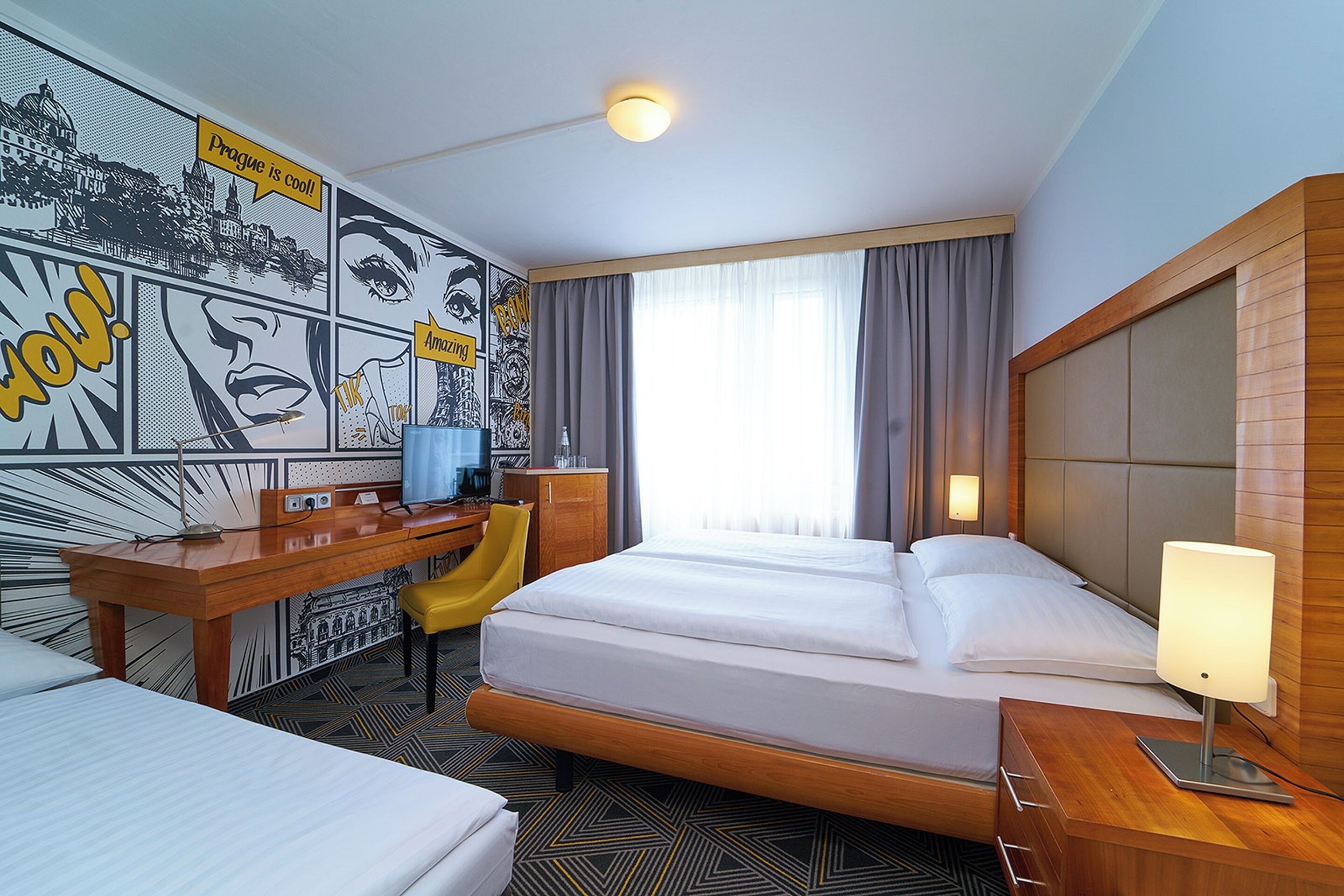 triple room | 1 bedroom, minibar, in-room safe, blackout curtains