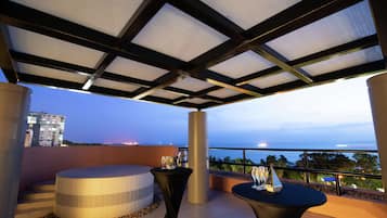 Premier Suite with Balcony, 1 King Bed | View from room