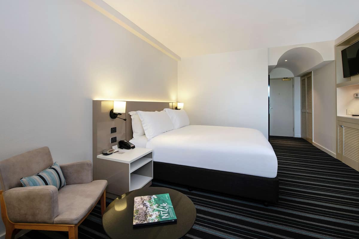 minibar, in-room safe, iron/ironing board, free cots/infant beds