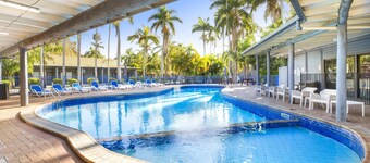 Nightcap at Kondari Resort